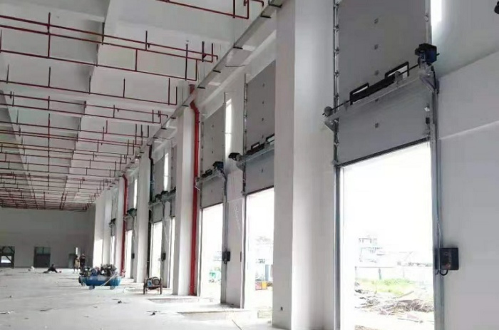 HSM型滑升门工业滑升门